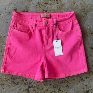 Judy Blue NWT Garment Dyed Vibrant Pink Cotton Denim Shorts Size Medium